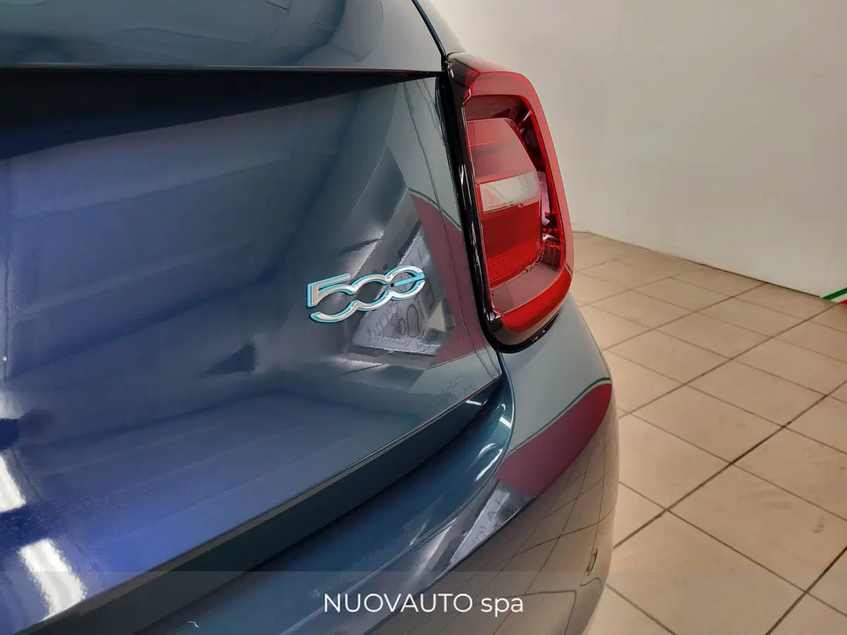 Fiat 500 Cabrio nuova a Arezzo (8)