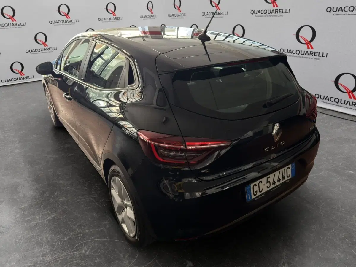 Renault Clio usata a Milano (6)