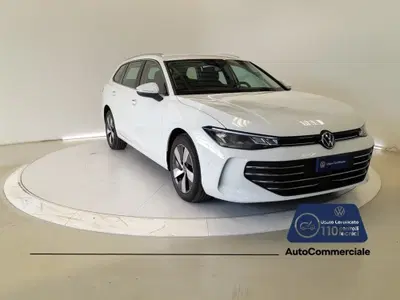Volkswagen Passat 1.5 tsi ehybrid Business 204cv dsg del 2025 usata a Bologna