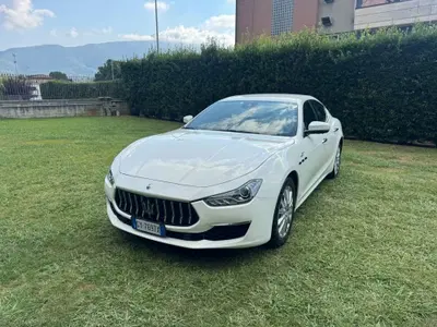 Maserati Ghibli 2.0 mhev GT Ultima 330cv rwd auto del 2025 usata a Fisciano