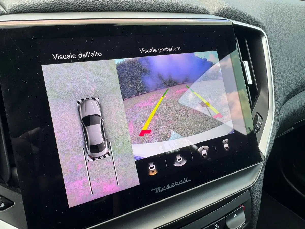 Maserati Ghibli usata a Salerno (8)