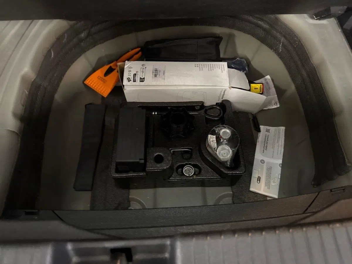 Volkswagen T-Cross usata a Prato (16)