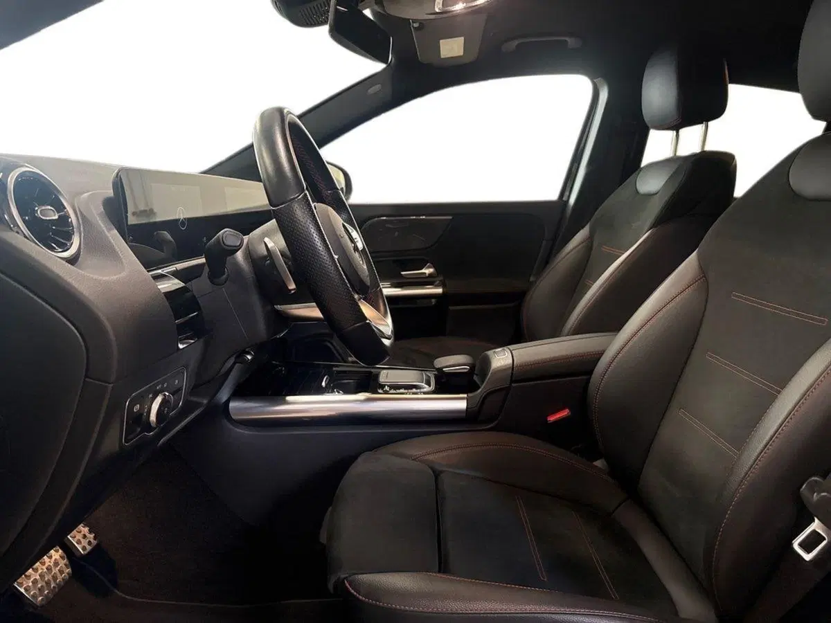 Mercedes-Benz GLA SUV usata a Prato (10)