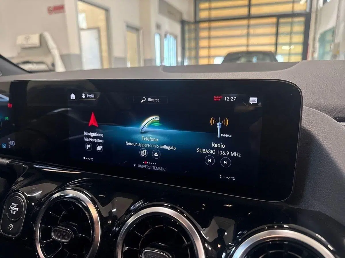 Mercedes-Benz GLA SUV usata a Prato (12)