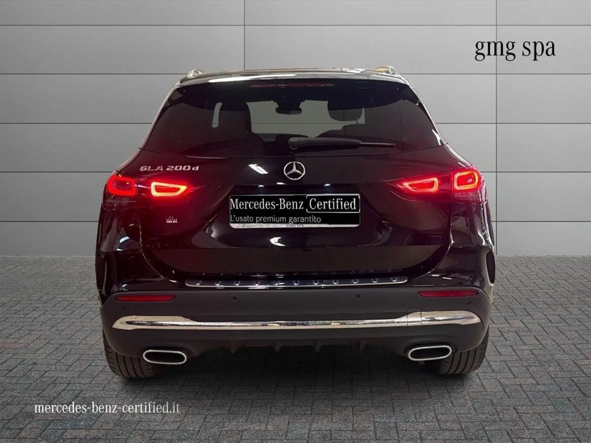 Mercedes-Benz GLA SUV usata a Prato (4)