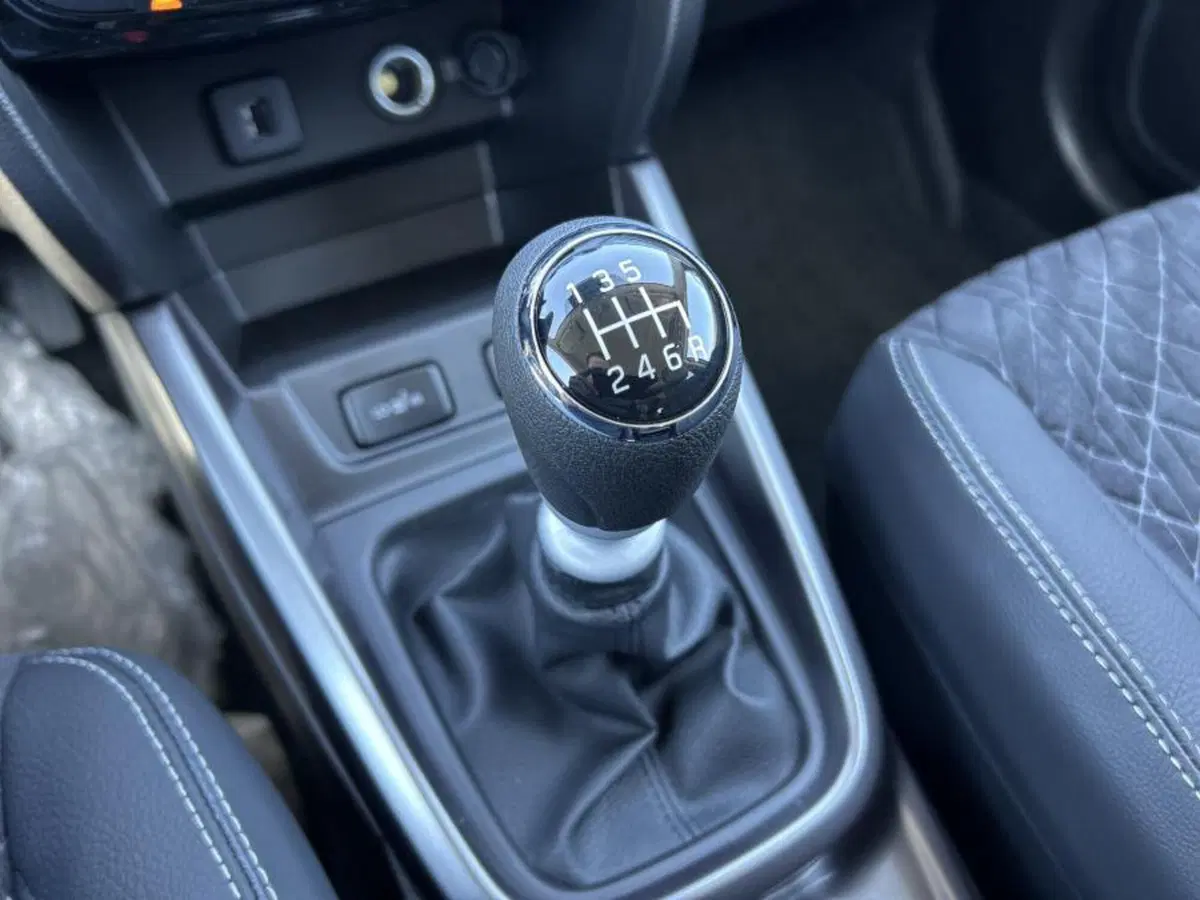 Suzuki Vitara nuova a Cuneo (11)