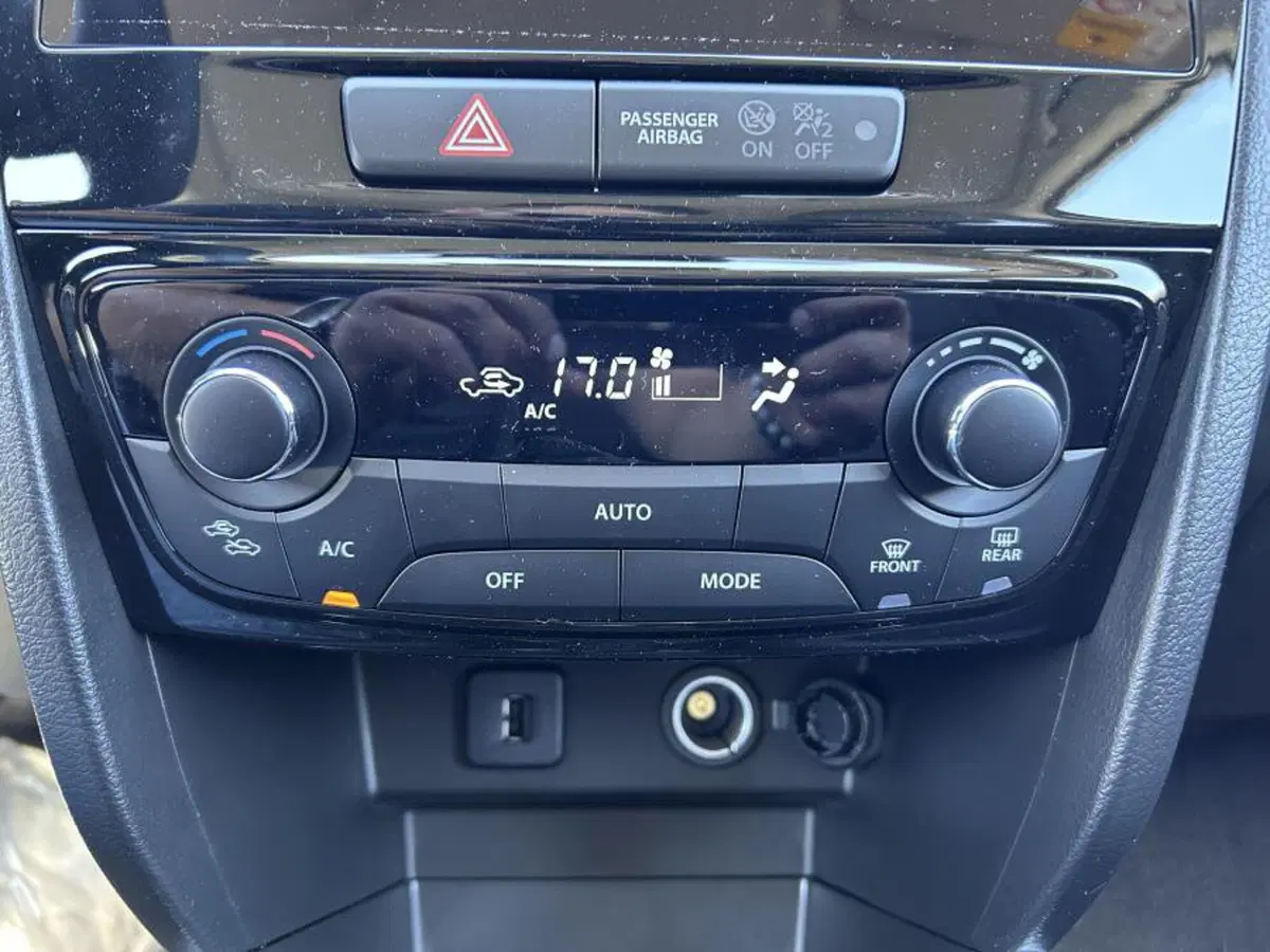 Suzuki Vitara nuova a Cuneo (16)