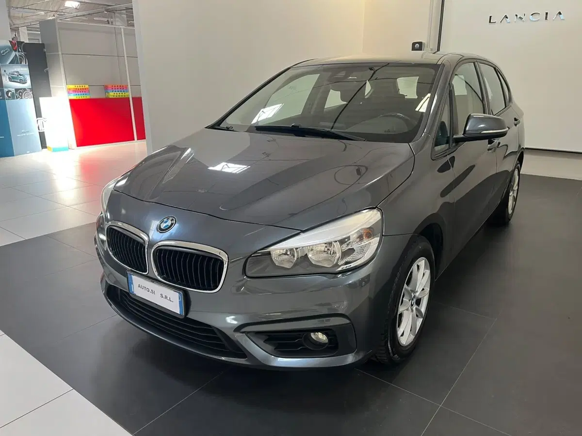 BMW Serie 2 Active Tourer usata a Lucca