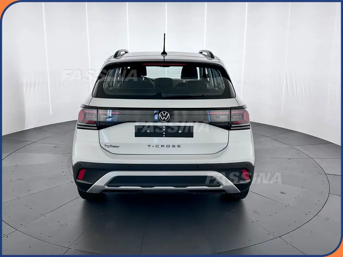 Volkswagen T-Cross usata a Milano (5)