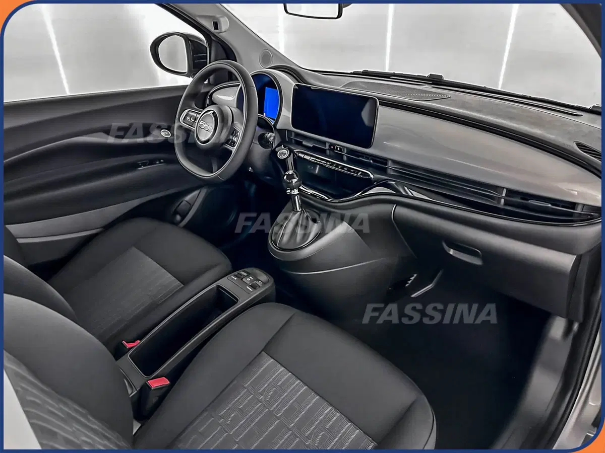 Fiat 500 nuova a Milano (11)