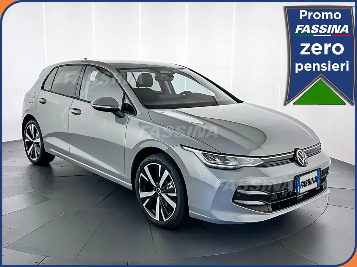 Volkswagen Golf nuova a Milano