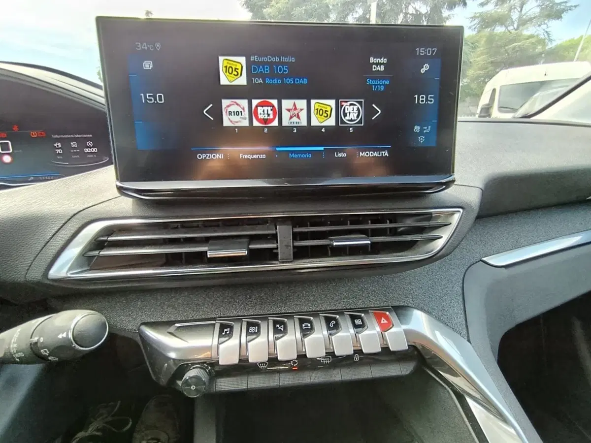 Peugeot 3008 usata a Massa-Carrara (14)