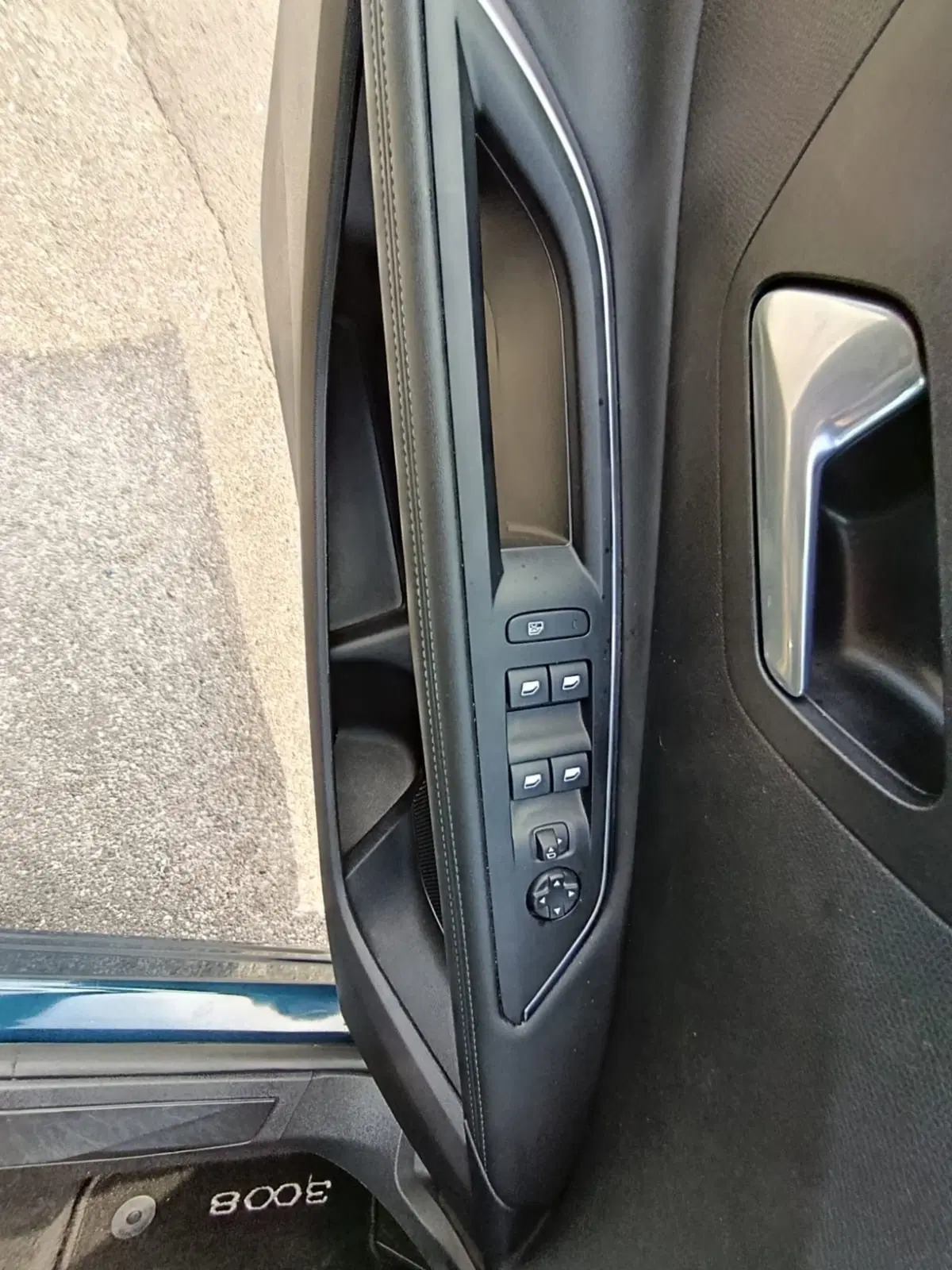 Peugeot 3008 usata a Massa-Carrara (18)