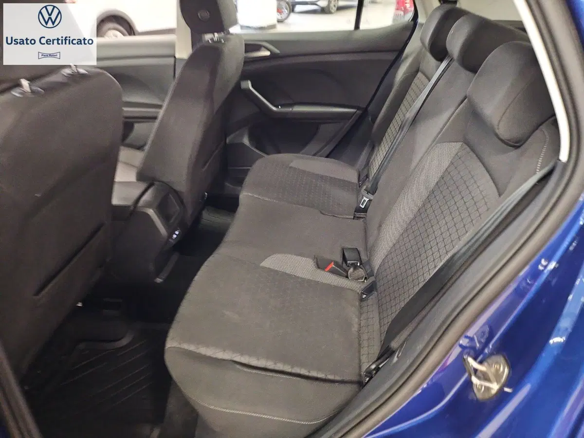 Volkswagen T-Cross usata a Genova (11)