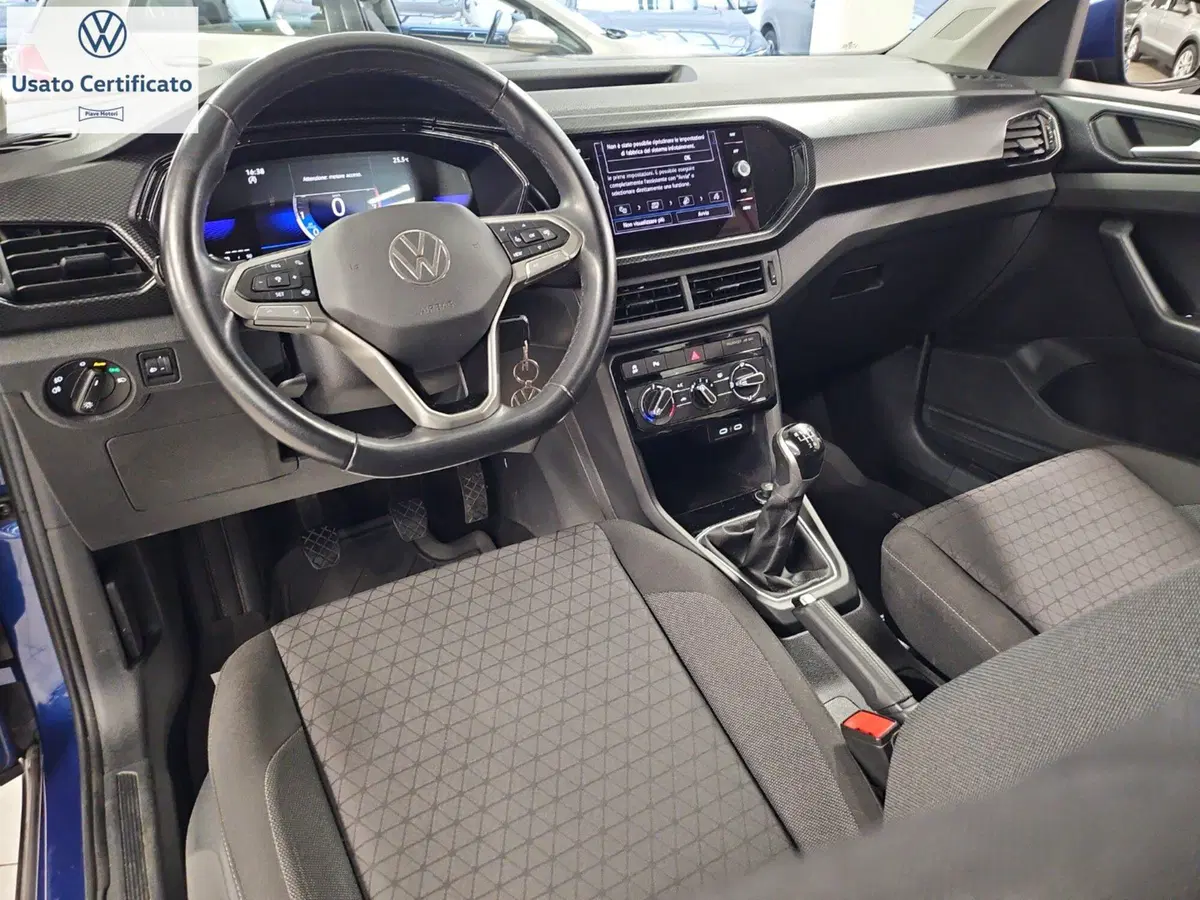 Volkswagen T-Cross usata a Genova (12)