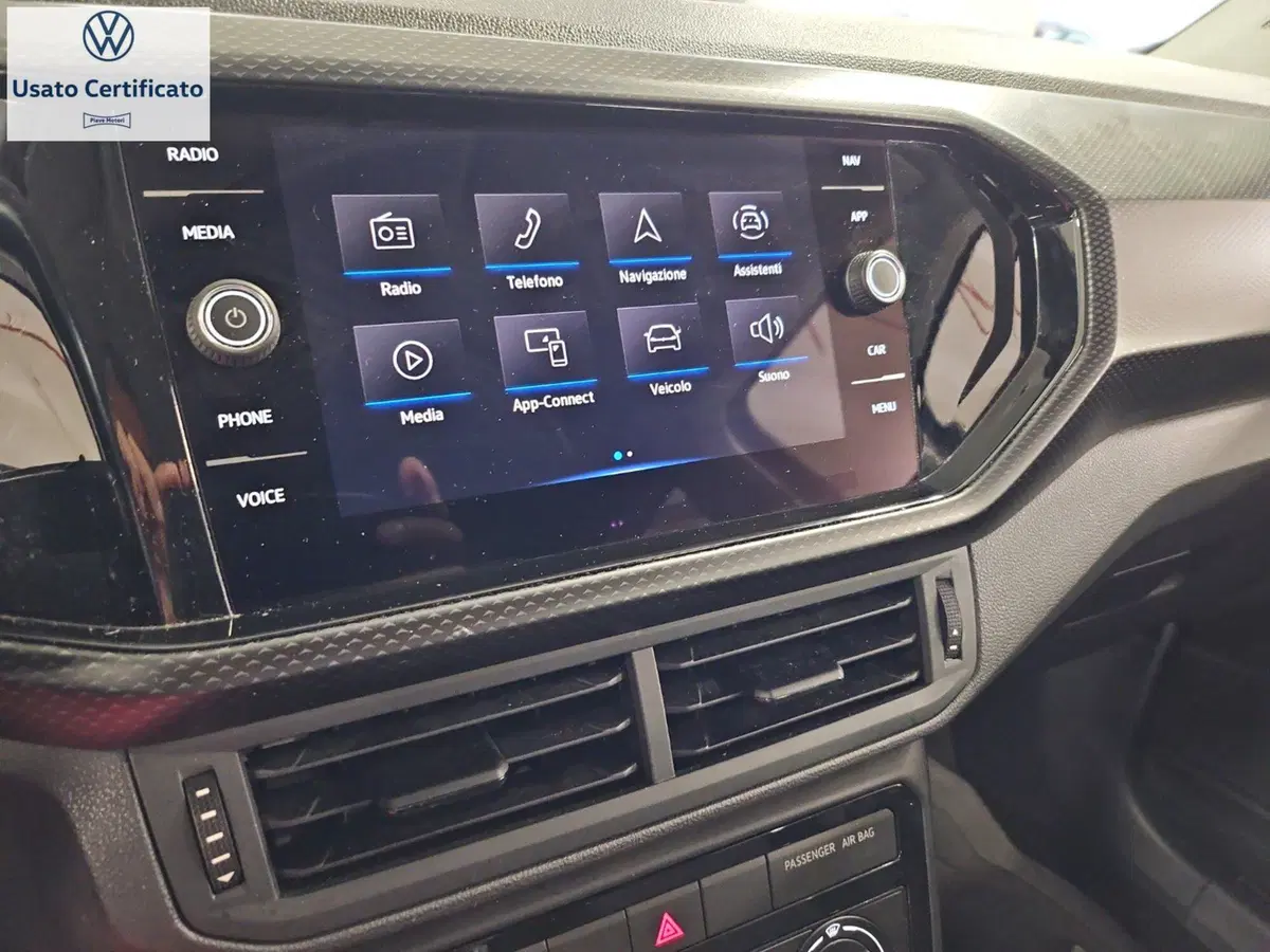 Volkswagen T-Cross usata a Genova (14)
