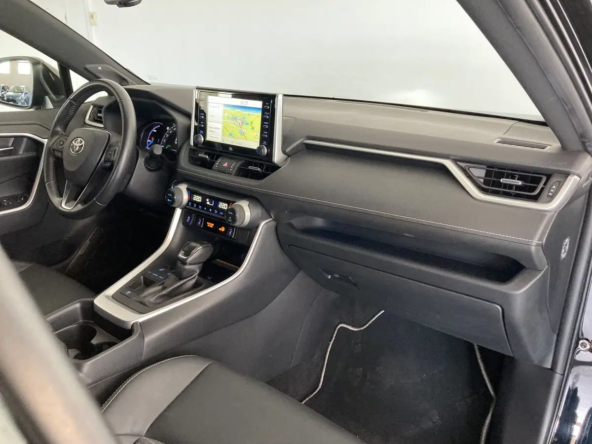 Toyota Rav4 usata a Foggia (18)