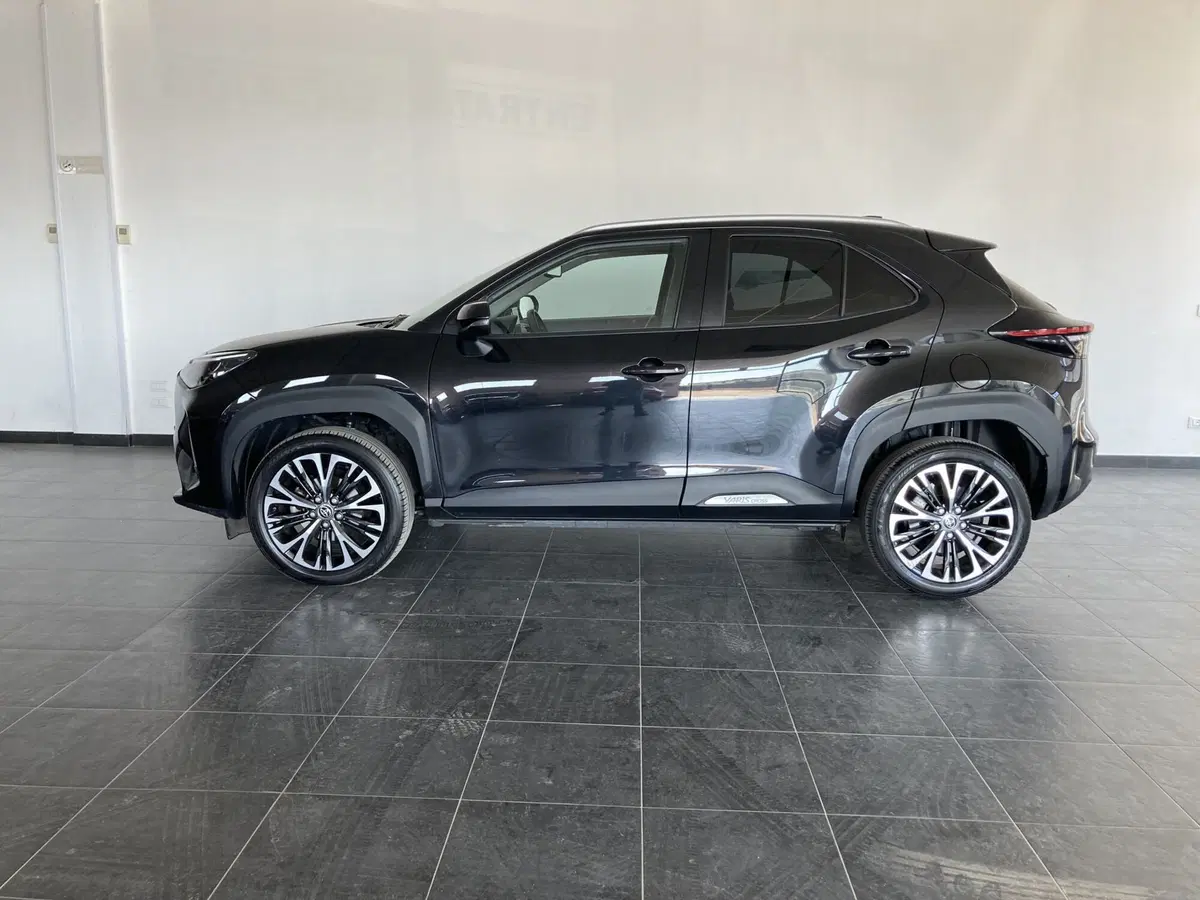 Toyota Yaris Cross usata a Foggia (4)