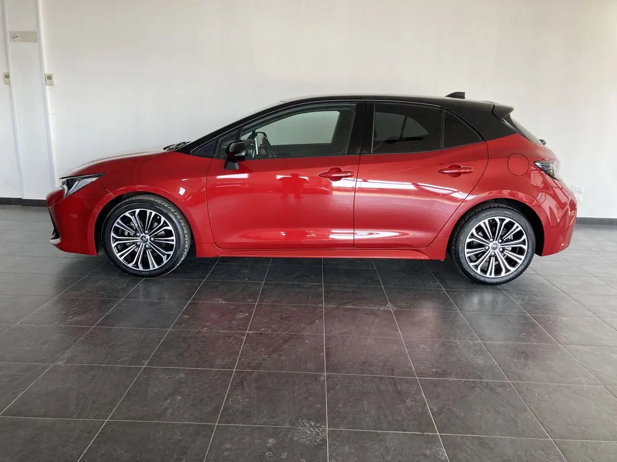 Toyota Corolla Touring Sports usata a Foggia (5)