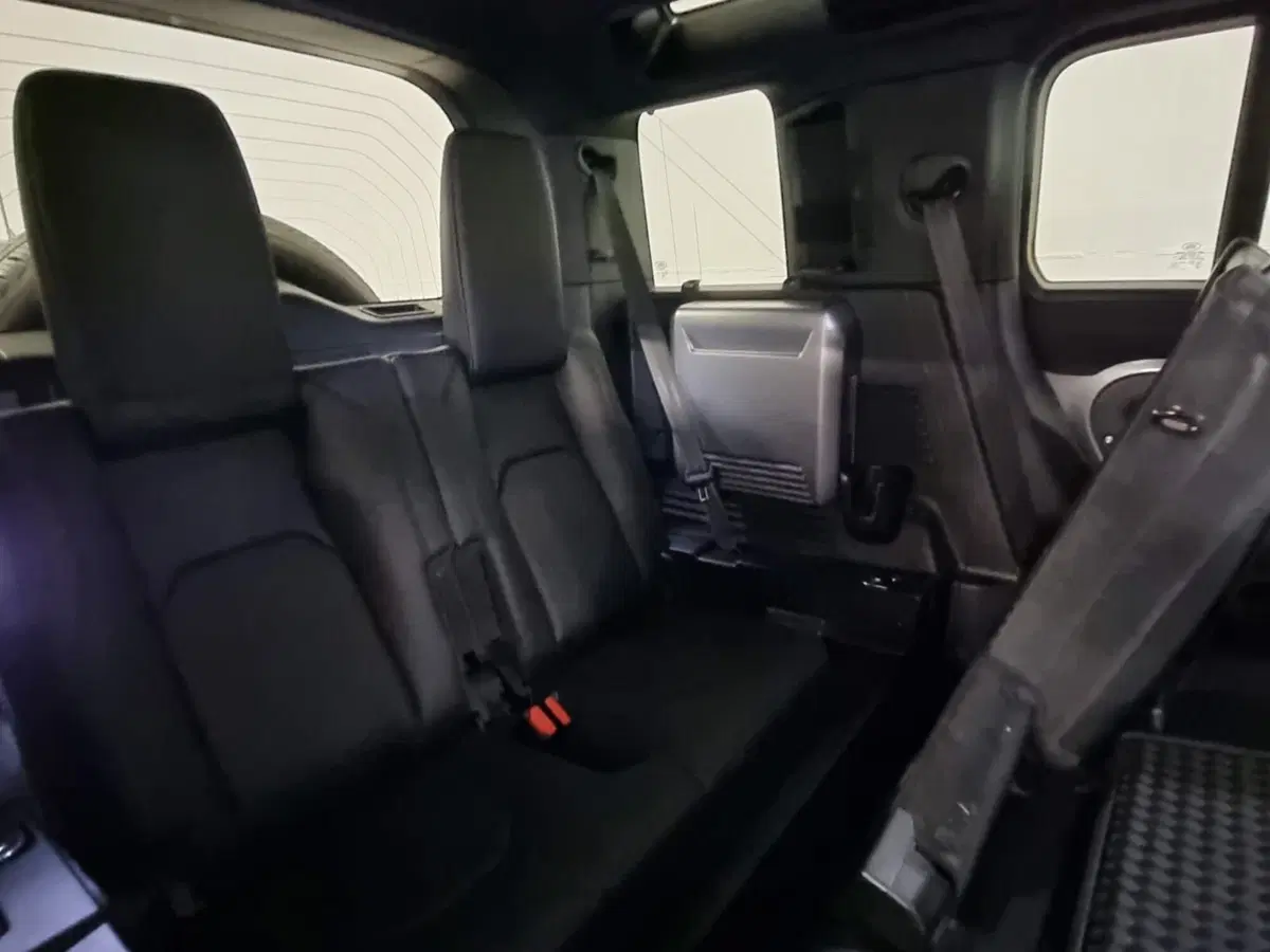 Land Rover Defender usata a Brescia (6)