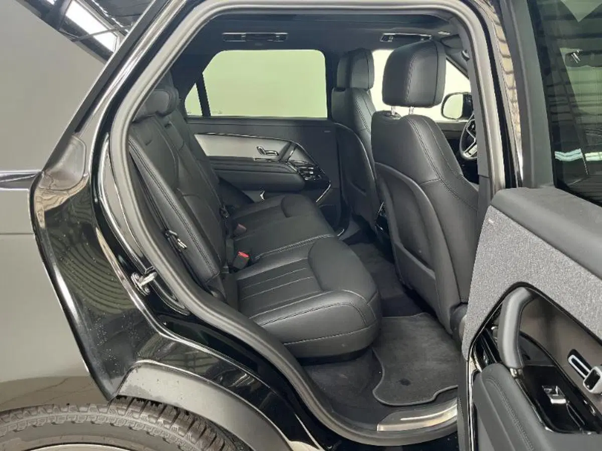 Land Rover Range Rover Sport usata a Venezia (10)