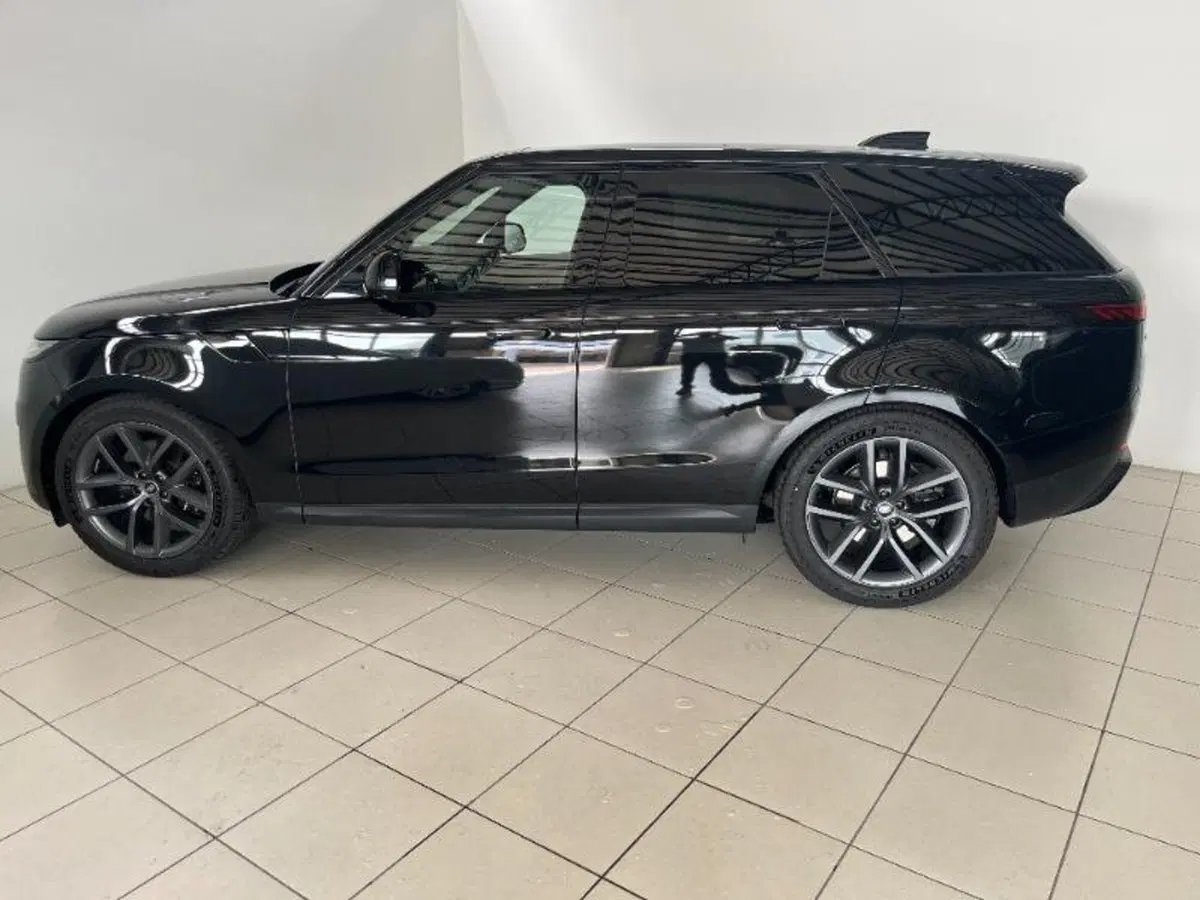 Land Rover Range Rover Sport usata a Venezia (2)