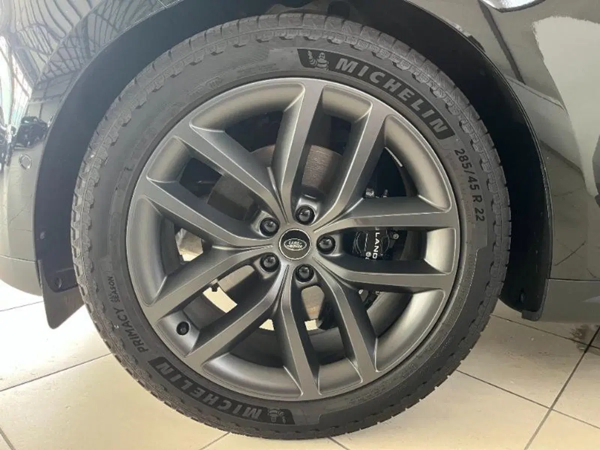 Land Rover Range Rover Sport usata a Venezia (8)