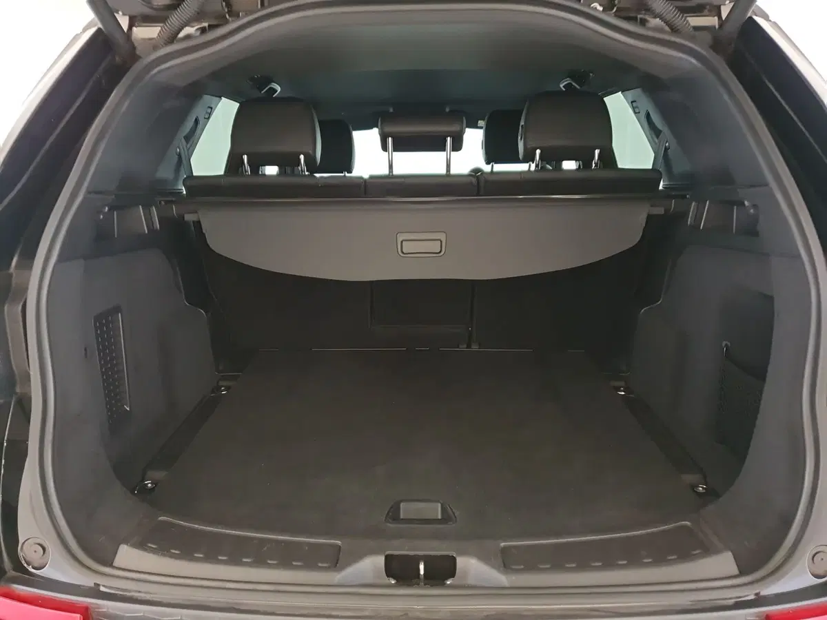 Land Rover Discovery Sport usata a Monza e Brianza (11)