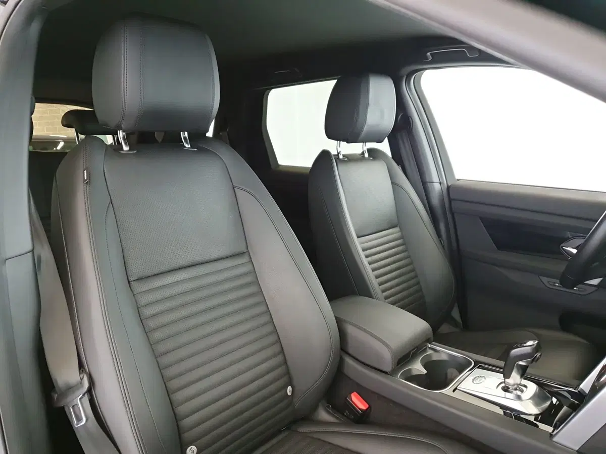 Land Rover Discovery Sport usata a Monza e Brianza (14)