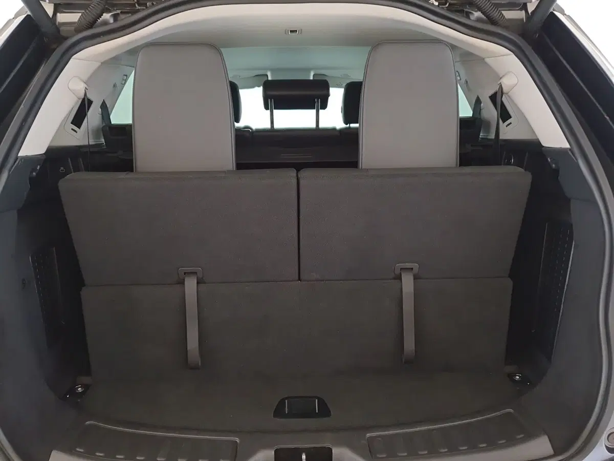 Land Rover Discovery Sport usata a Monza e Brianza (11)