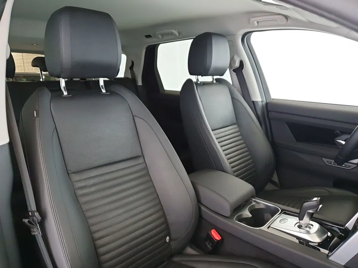 Land Rover Discovery Sport usata a Monza e Brianza (15)