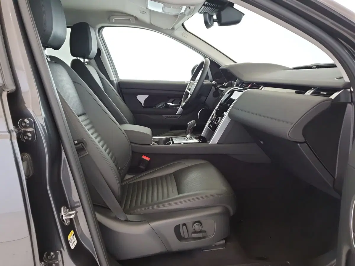 Land Rover Discovery Sport usata a Monza e Brianza (3)