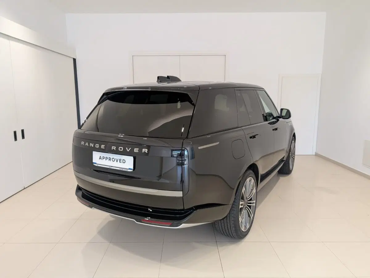 Land Rover Range Rover Sport nuova a Cuneo (2)