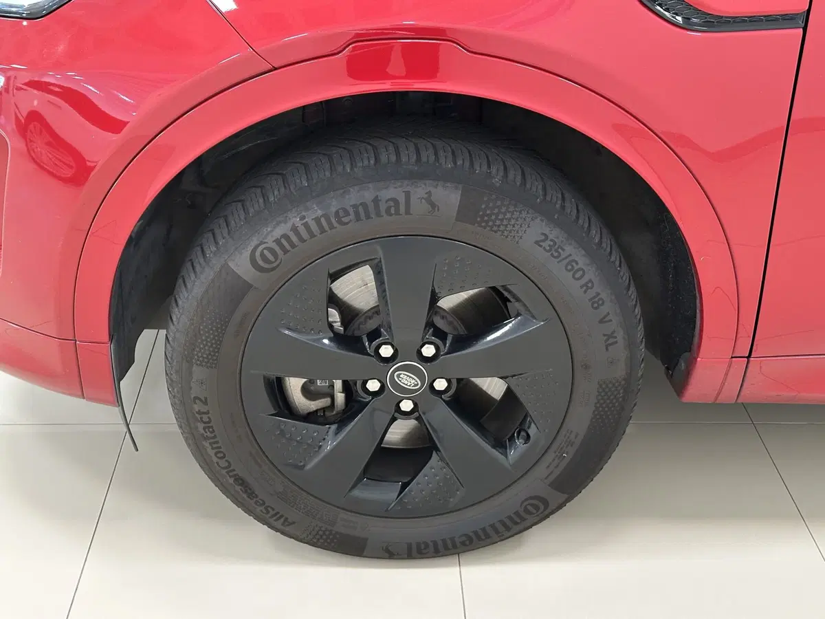 Land Rover Discovery Sport usata a Lodi (9)