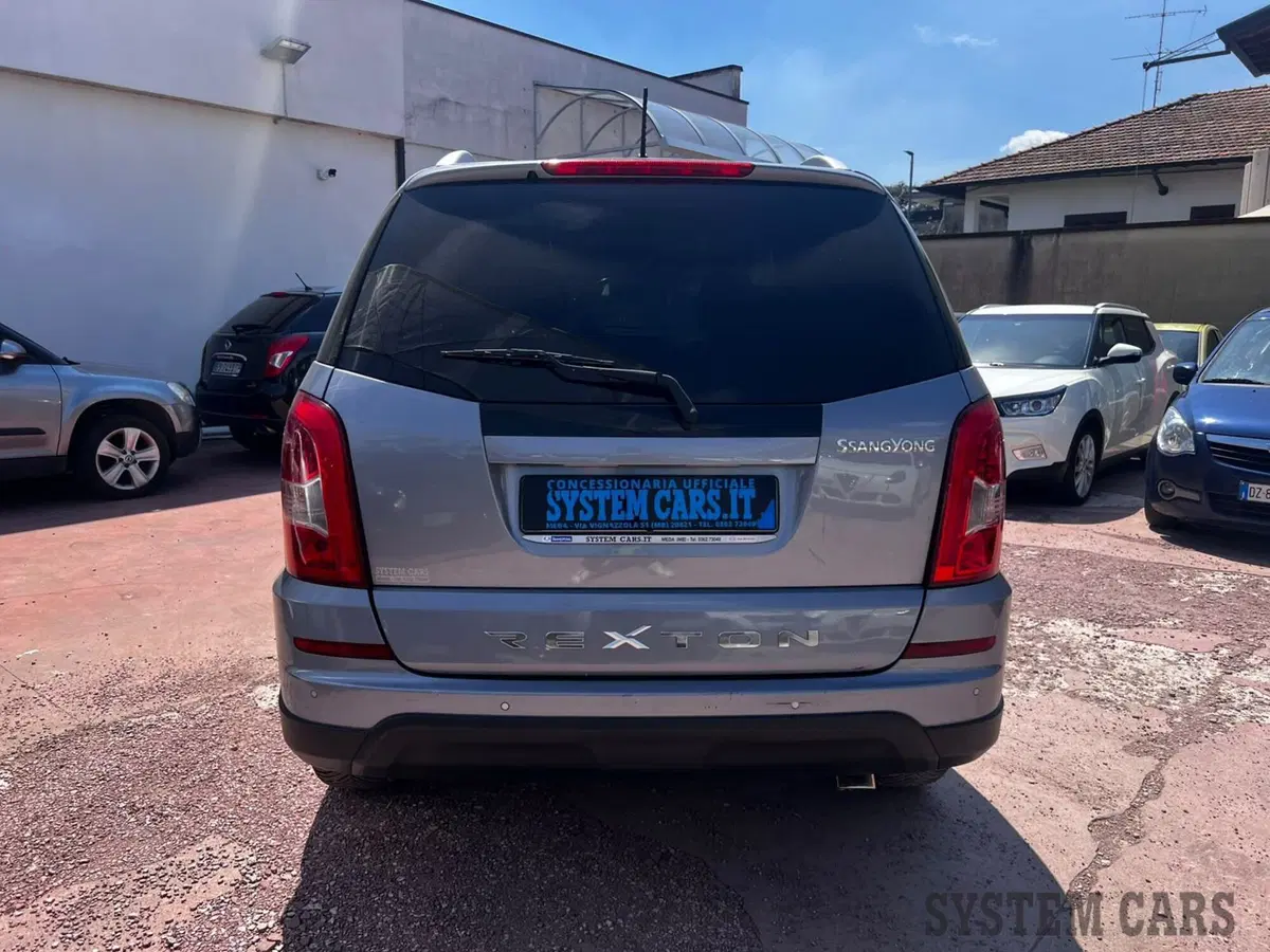 Ssangyong Rexton W usata a Monza e Brianza (6)