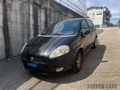 Fiat Grande Punto 1.9 MJT 120 CV 5 porte Emotion del 2006 usata a Seveso