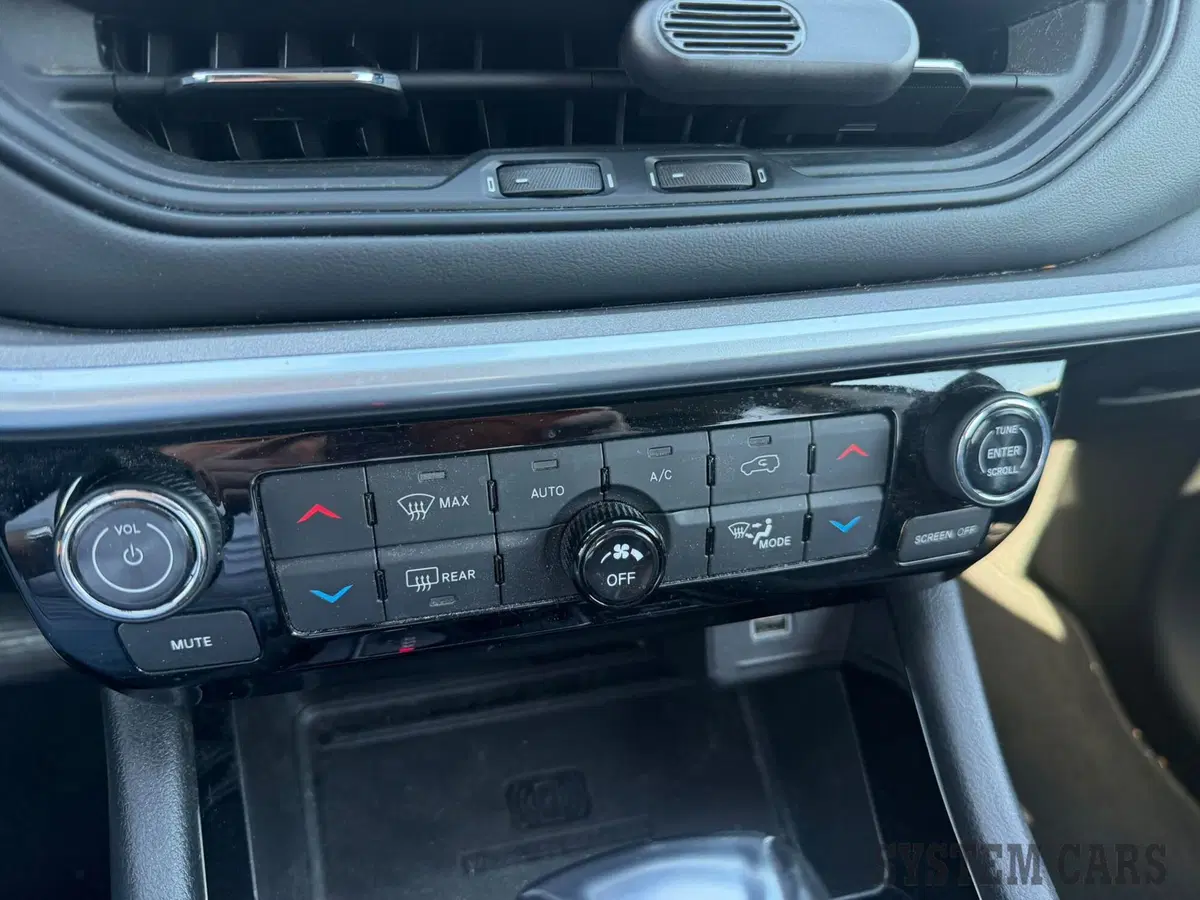 Jeep Compass usata a Varese (11)
