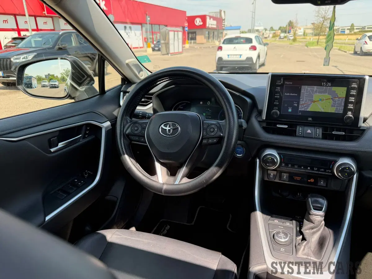 Toyota Rav4 usata a Varese (8)