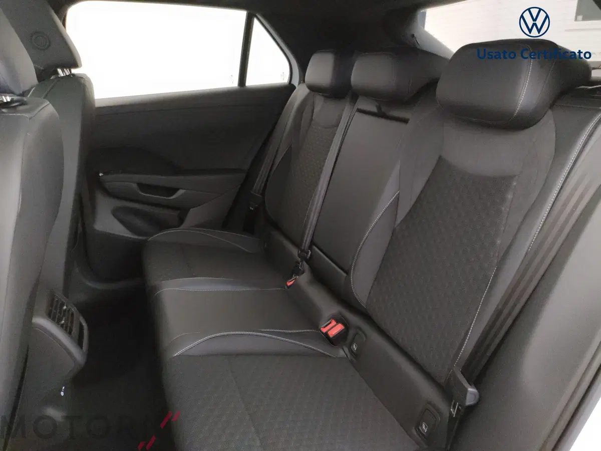 Volkswagen T-Roc nuova a Varese (10)