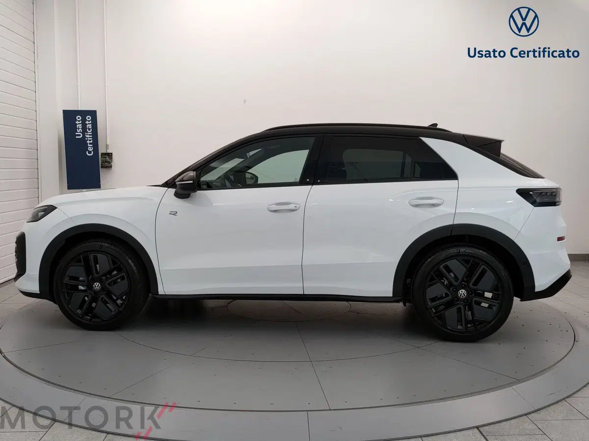 Volkswagen T-Roc nuova a Varese (3)