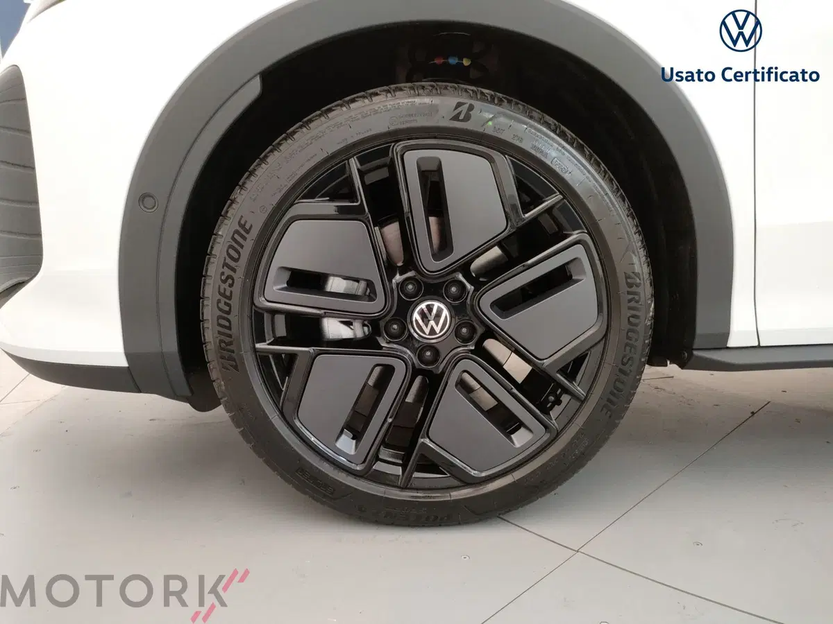 Volkswagen T-Roc nuova a Varese (6)
