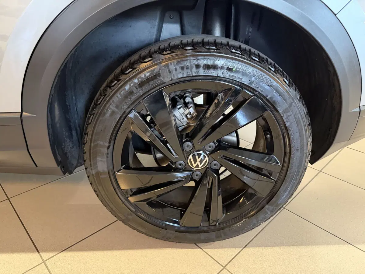 Volkswagen T-Roc usata a Genova (11)