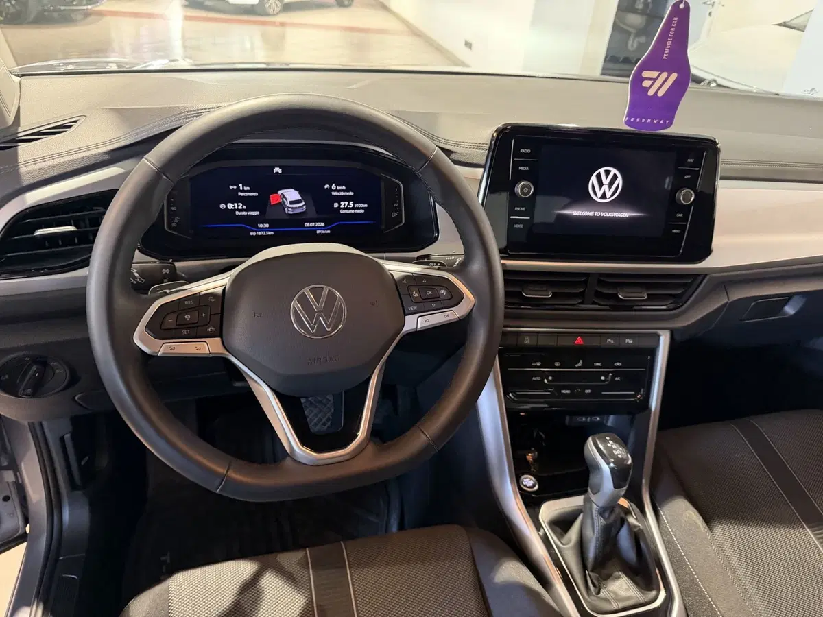 Volkswagen T-Roc usata a Genova (13)