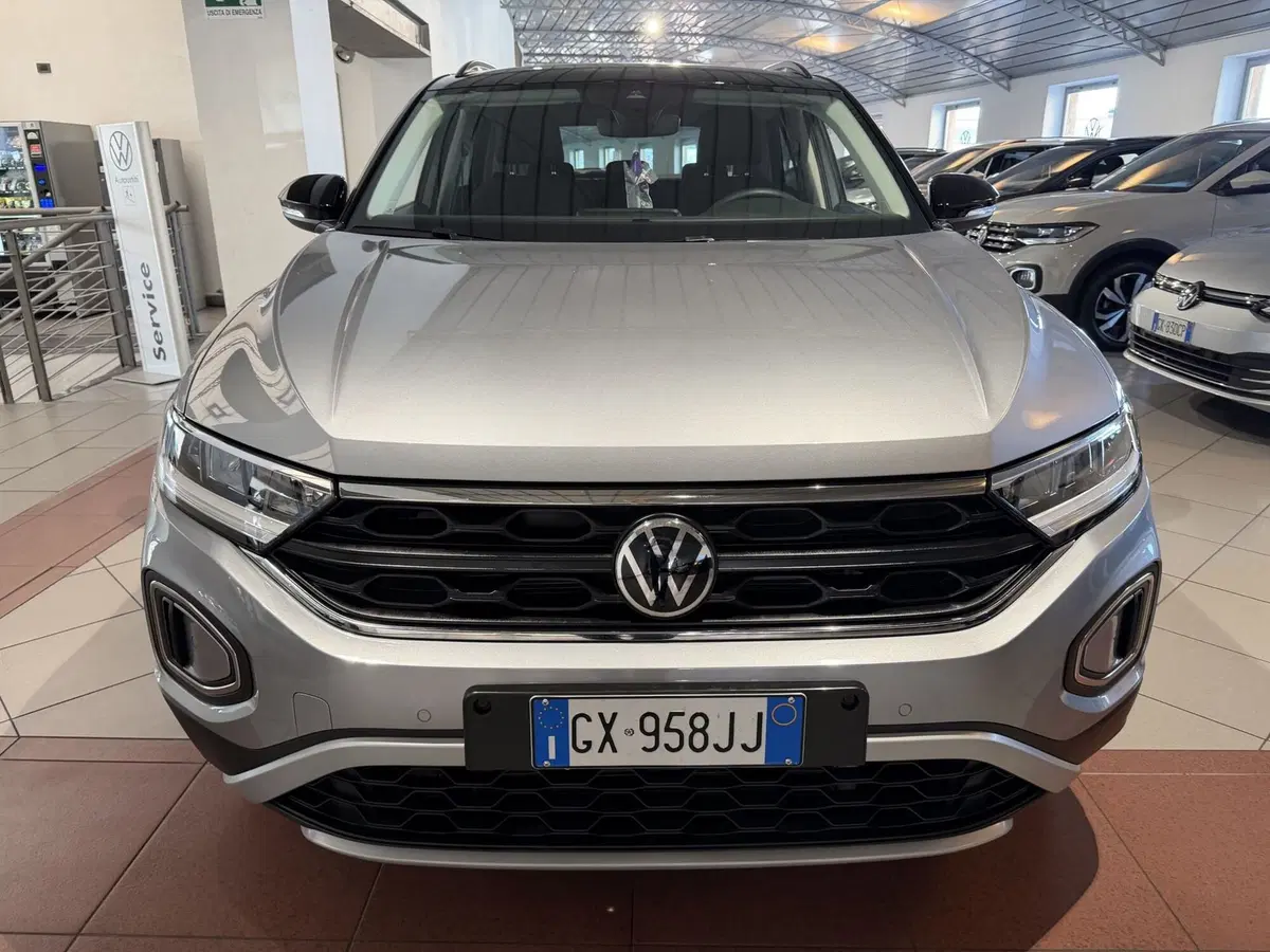 Volkswagen T-Roc usata a Genova (7)