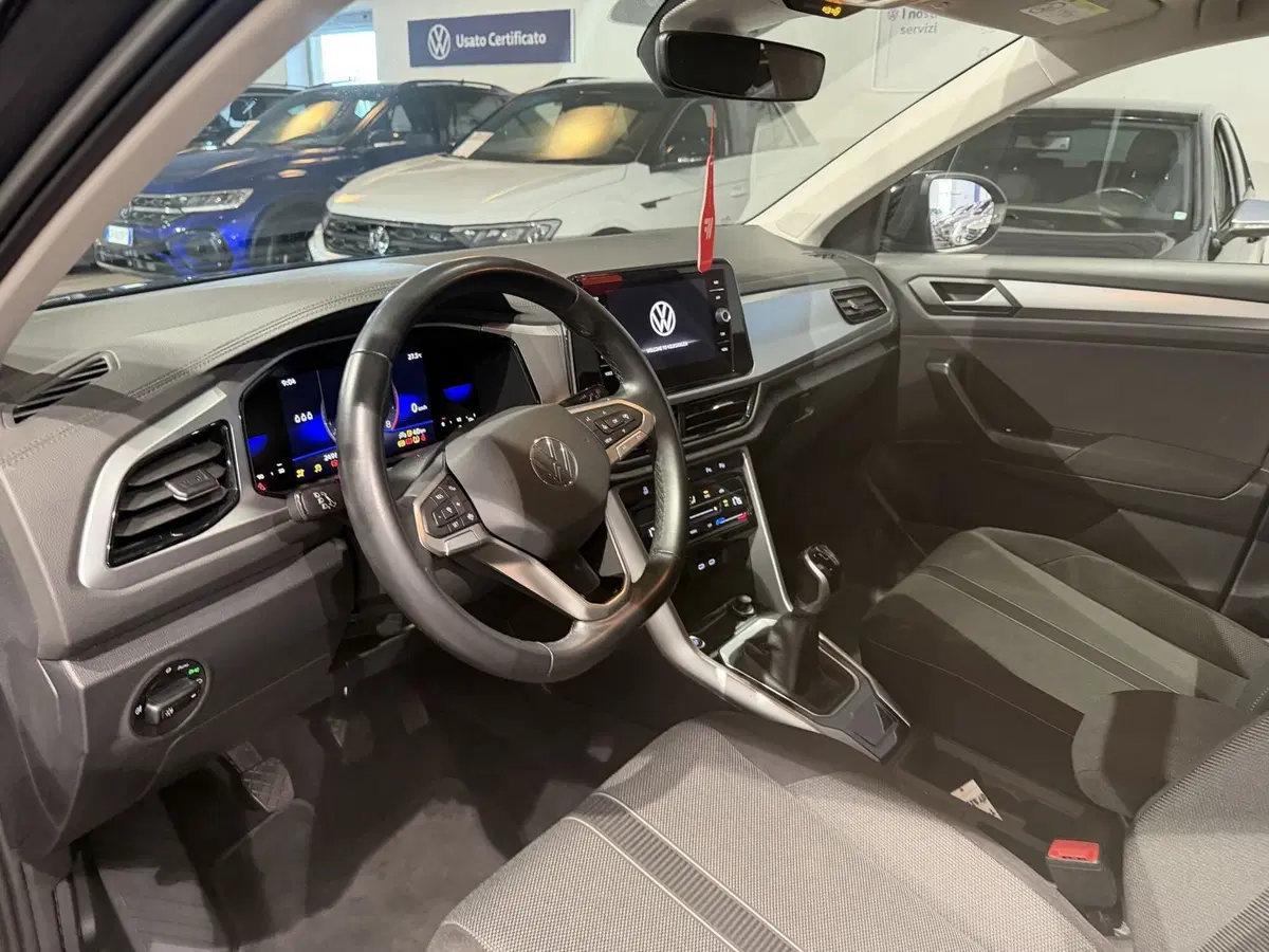 Volkswagen T-Roc usata a Genova (7)