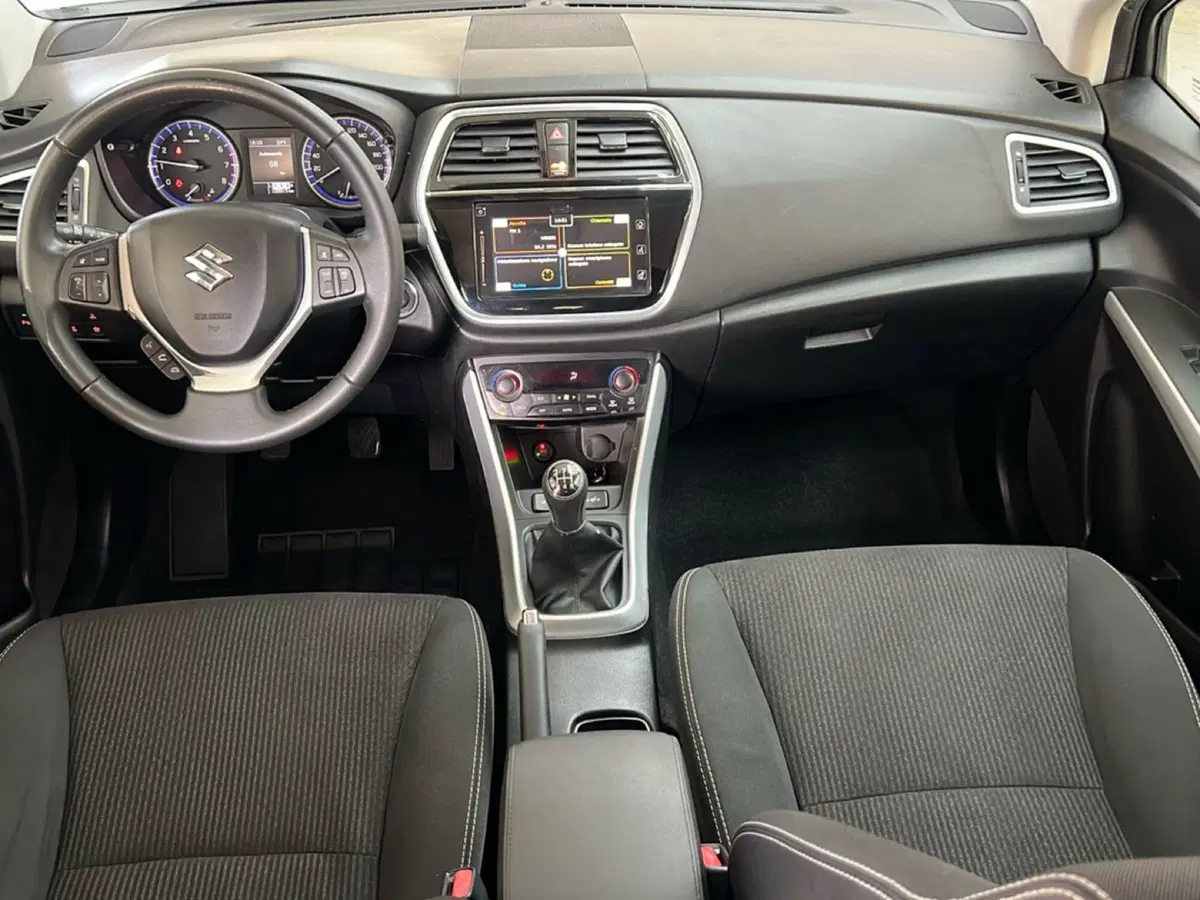 Suzuki S-Cross usata a Roma (11)
