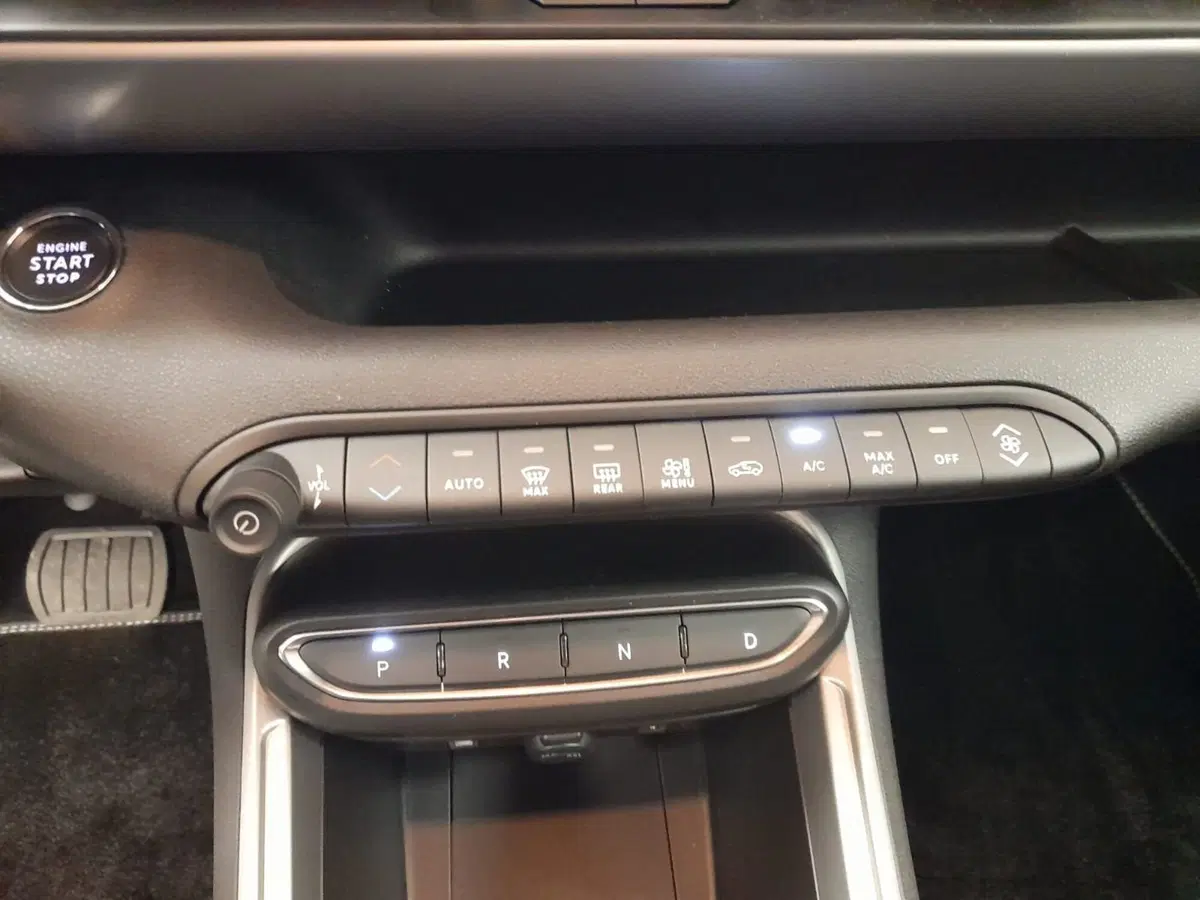 Jeep Avenger nuova a Alessandria (15)