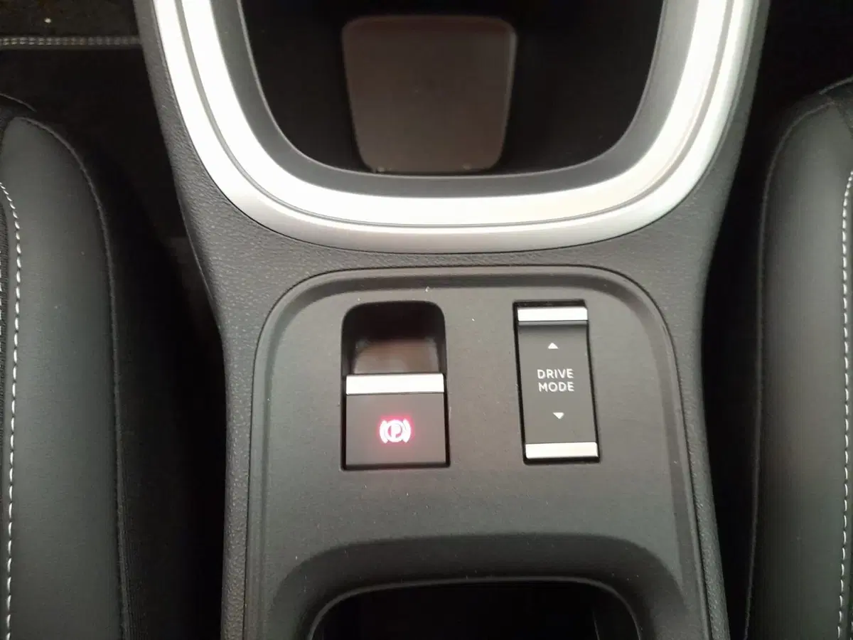 Jeep Avenger nuova a Alessandria (18)