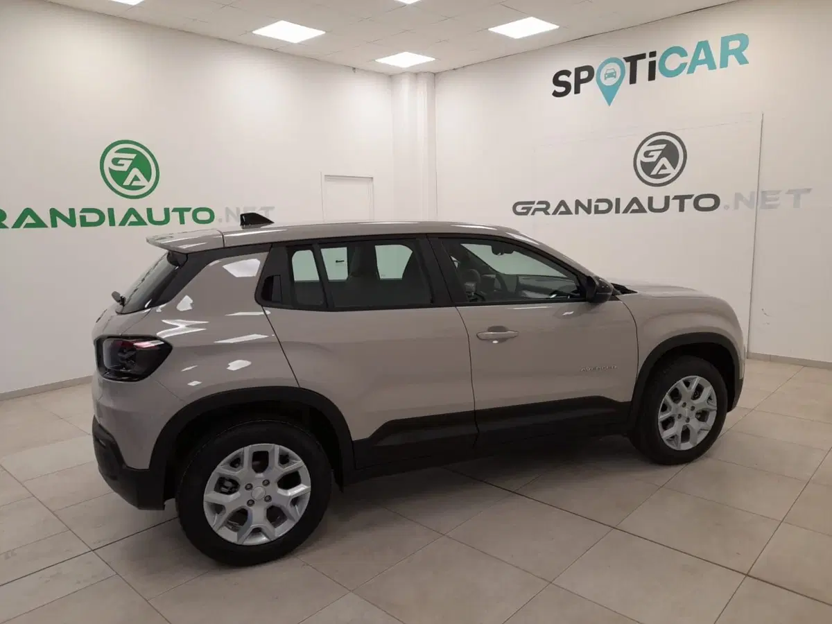 Jeep Avenger nuova a Alessandria (7)