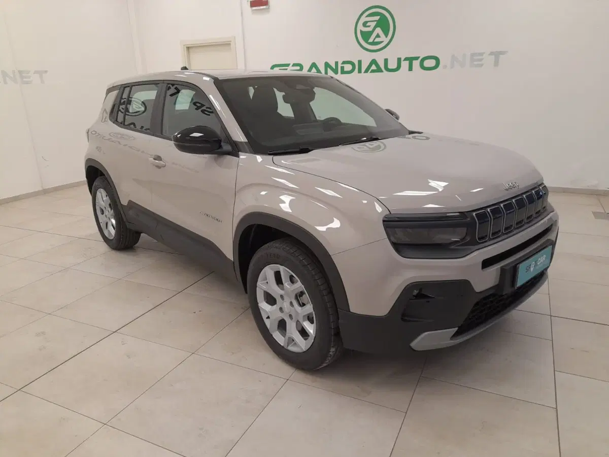 Jeep Avenger nuova a Alessandria (8)